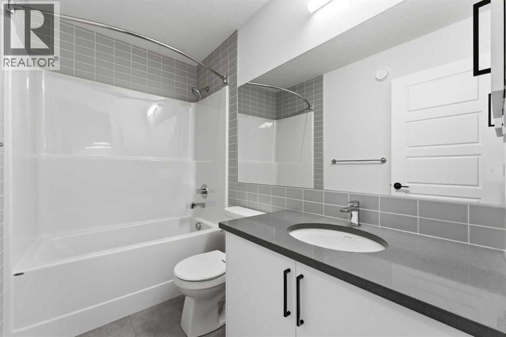 990 Chinook Winds Meadow SW, Airdrie, Alberta  T4B 5R1 - Photo 28 - A2334115