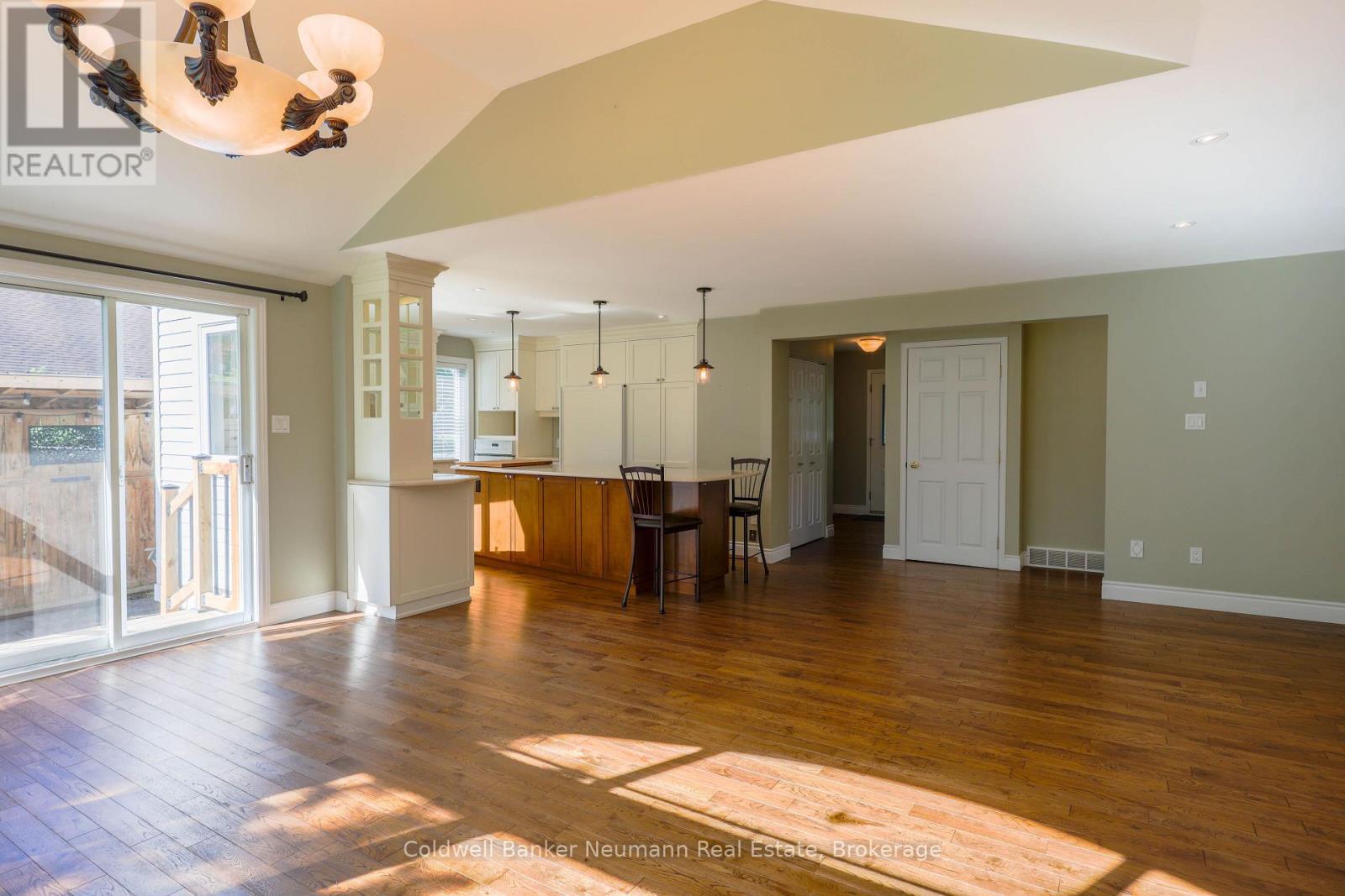 Upper - 44 Tanager Drive, Guelph, Ontario  N1C 1B6 - Photo 11 - X13630666