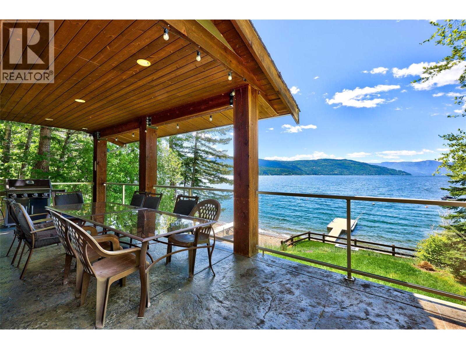 6058 Davis Road, Magna Bay, British Columbia  V0E 1L0 - Photo 3 - 10387545