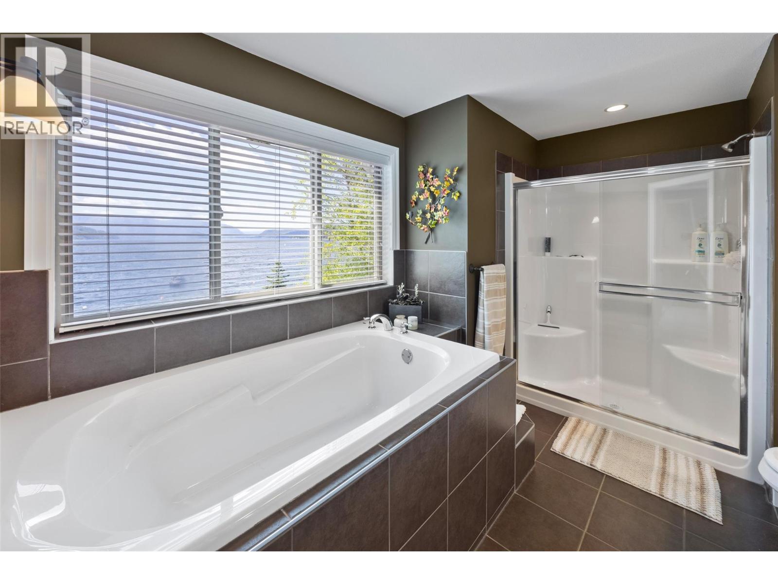 6058 Davis Road, Magna Bay, British Columbia  V0E 1L0 - Photo 40 - 10387545