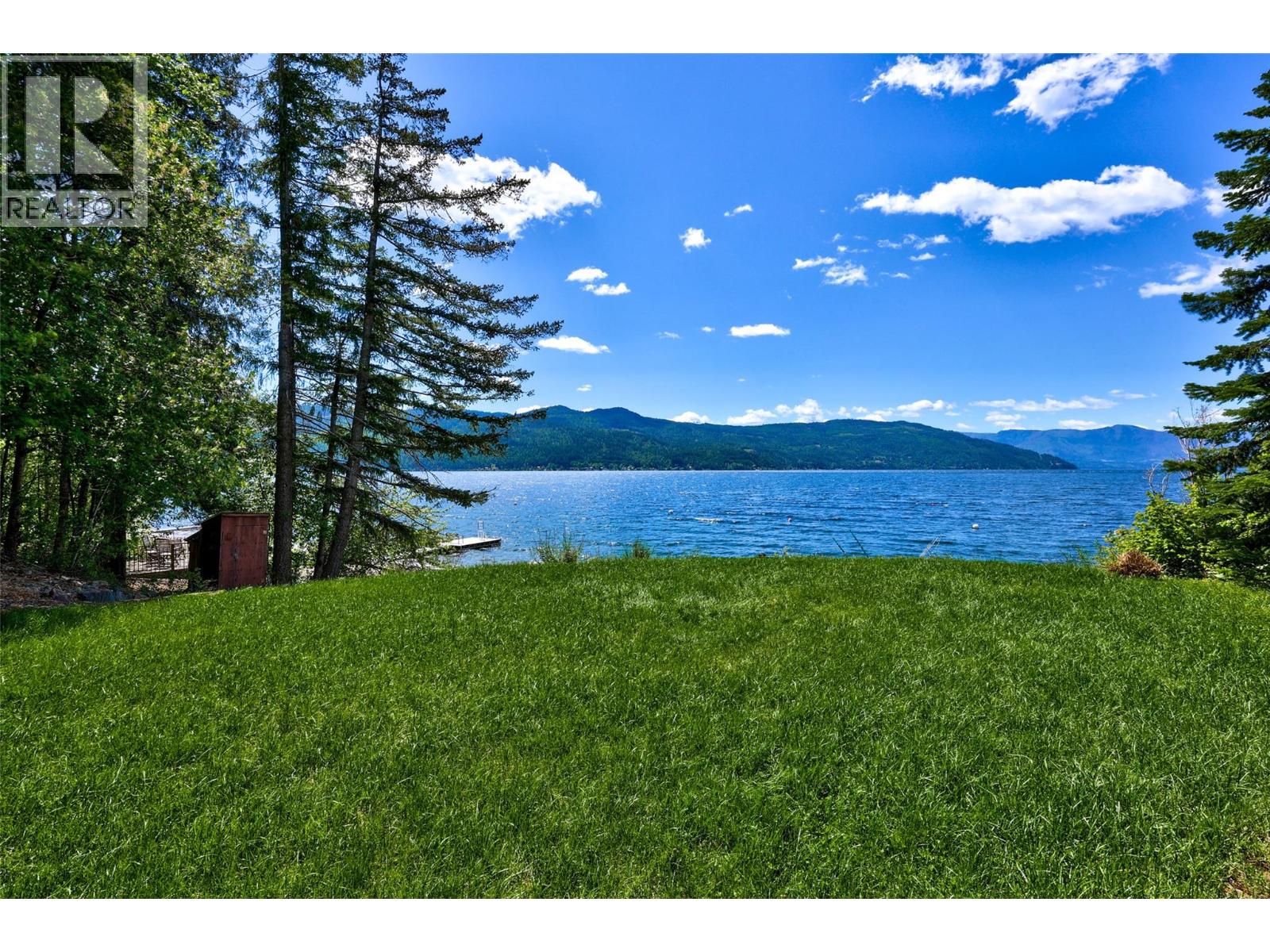 6058 Davis Road, Magna Bay, British Columbia  V0E 1L0 - Photo 6 - 10387545
