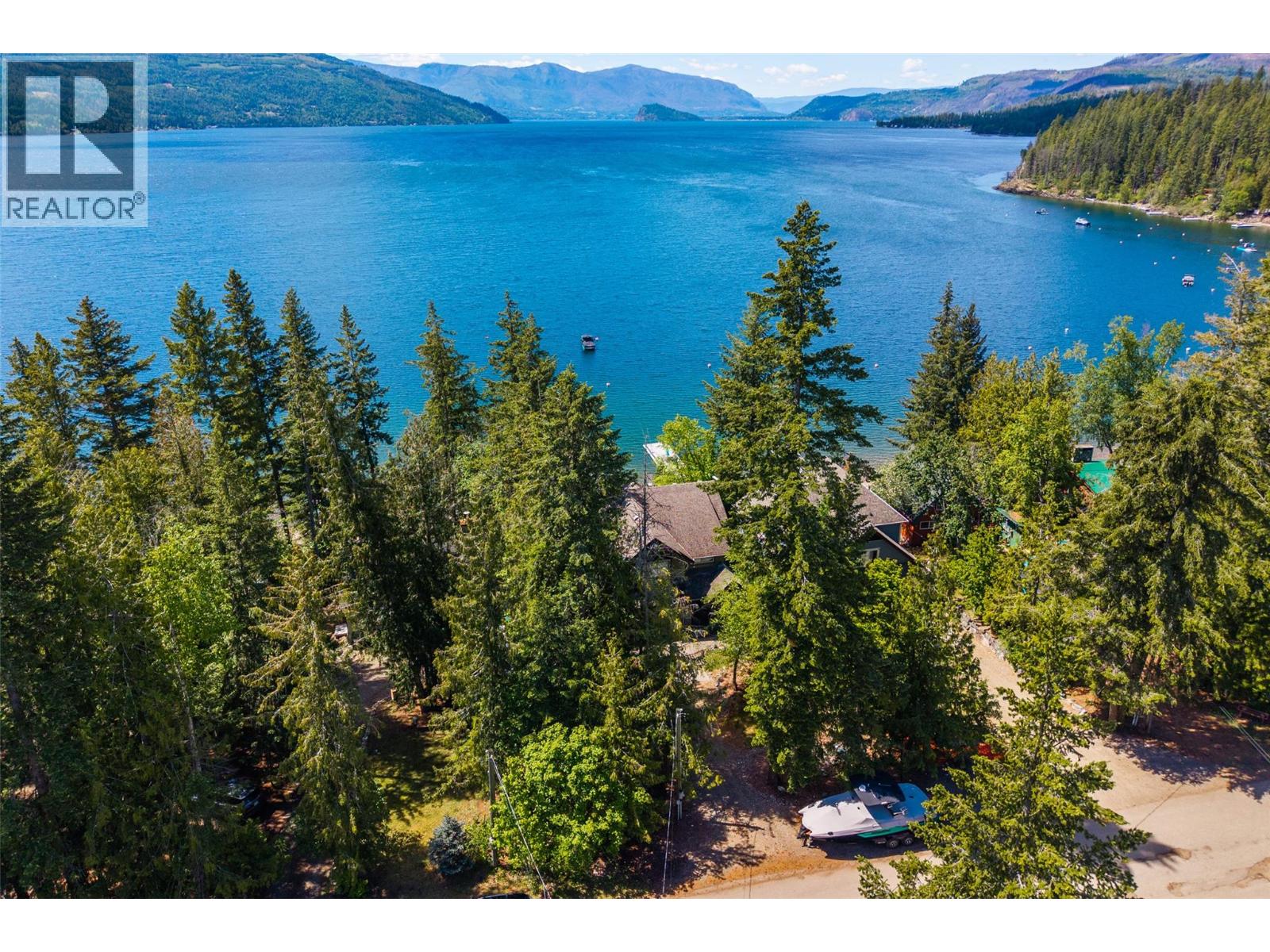6058 Davis Road, Magna Bay, British Columbia  V0E 1L0 - Photo 54 - 10387545