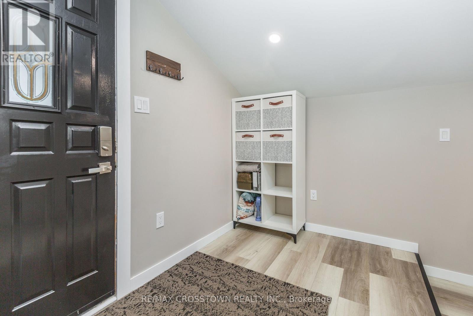 281 Elizabeth Street, Midland, Ontario  L4R 1Y5 - Photo 8 - S13542080
