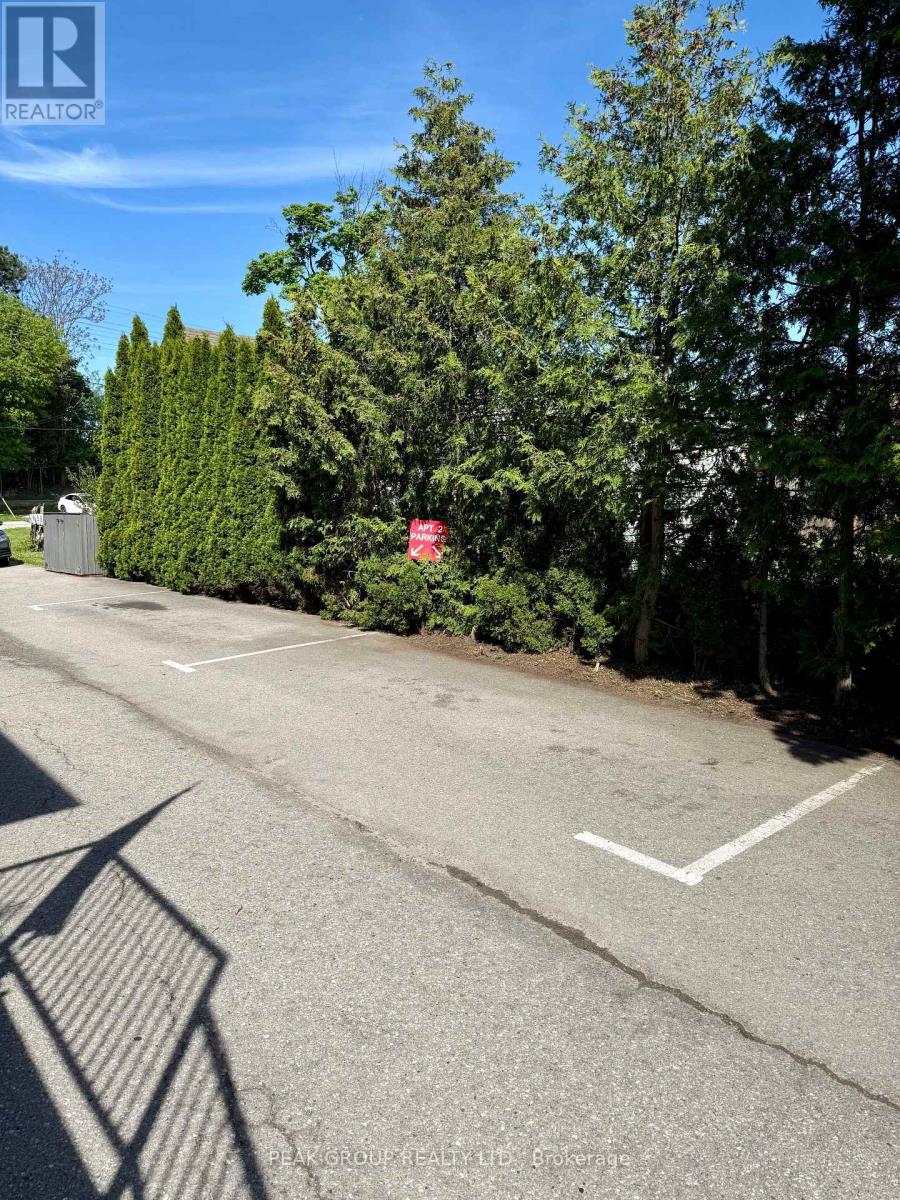 Unit 2 - 10 Carnegie Lane, Grimsby, Ontario  L3M 1Y1 - Photo 4 - X13486168
