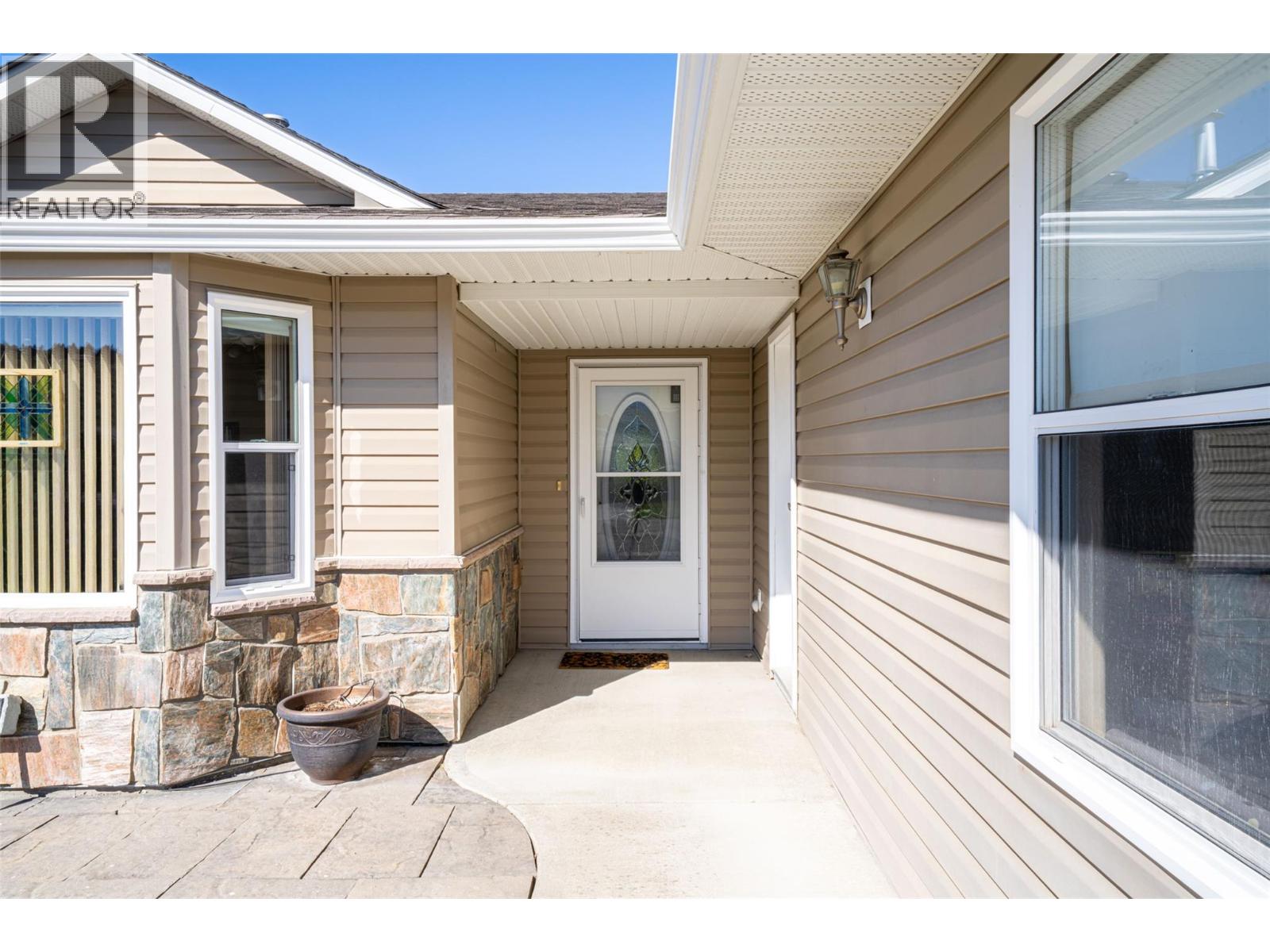426 4th Street, Vernon, British Columbia  V1H 1Z1 - Photo 4 - 10391787