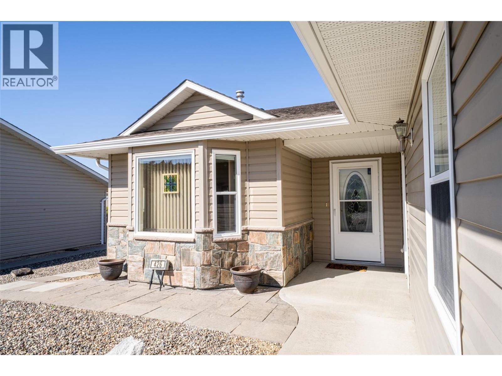 426 4th Street, Vernon, British Columbia  V1H 1Z1 - Photo 3 - 10391787