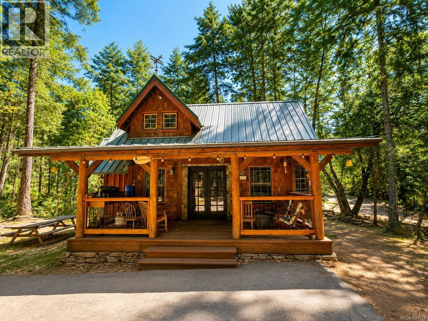 230 Halibut Hill, Mudge Island, British Columbia