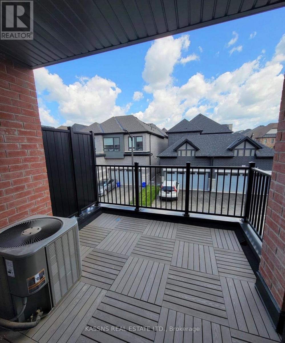 3305 Sixth Line, Oakville, Ontario  L6H 0Z6 - Photo 6 - W13599692