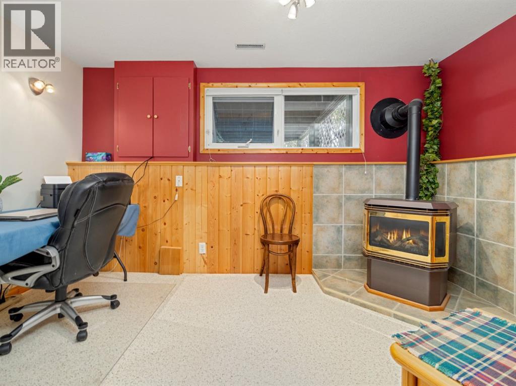 580 Mcdougall Street, Pincher Creek, Alberta  T0K 1W0 - Photo 28 - A2328498