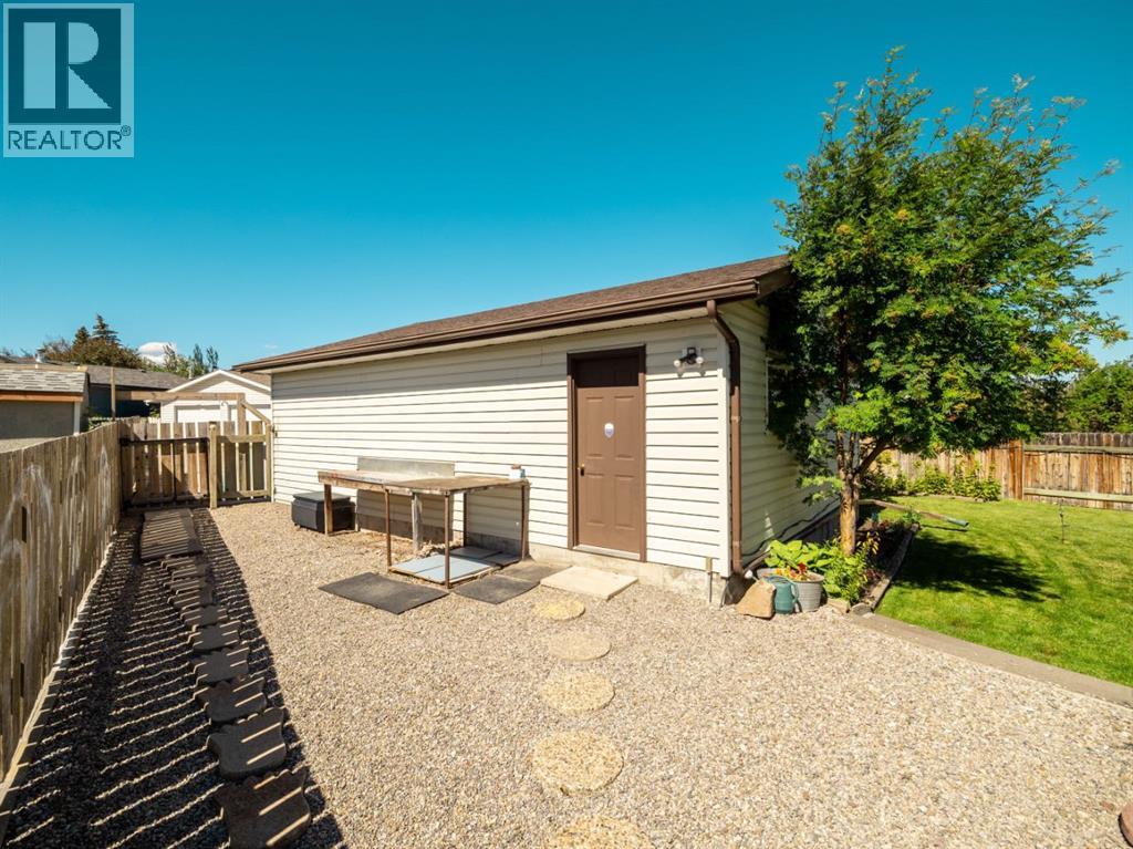 580 Mcdougall Street, Pincher Creek, Alberta  T0K 1W0 - Photo 45 - A2328498
