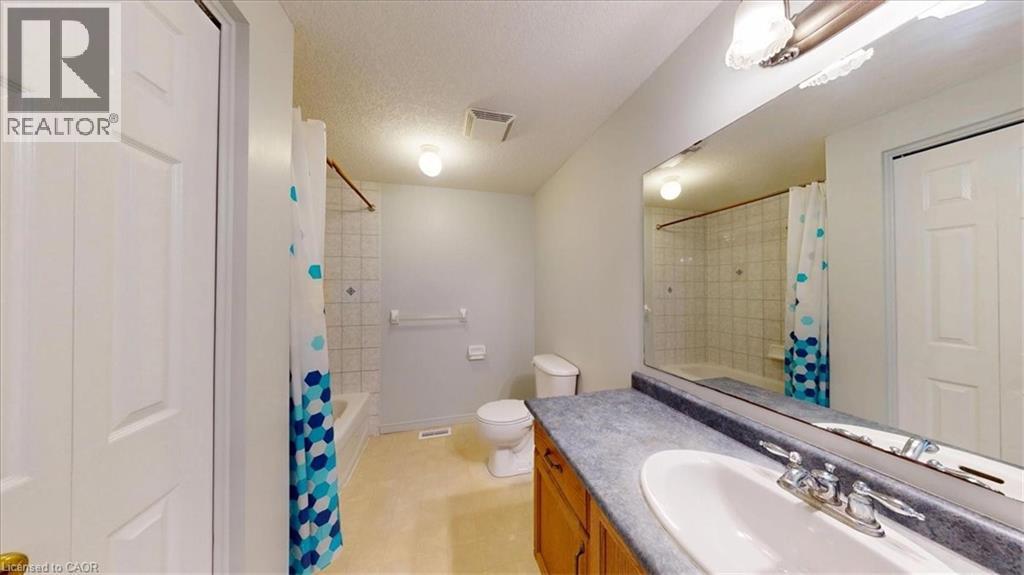 980 Creekside Drive, Waterloo, Ontario  N2V 2W5 - Photo 22 - 40840178