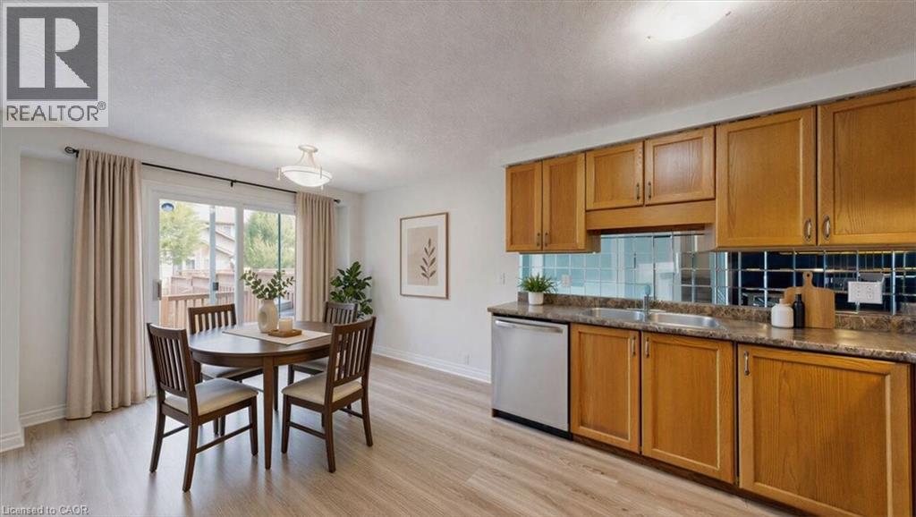 980 Creekside Drive, Waterloo, Ontario  N2V 2W5 - Photo 16 - 40840178