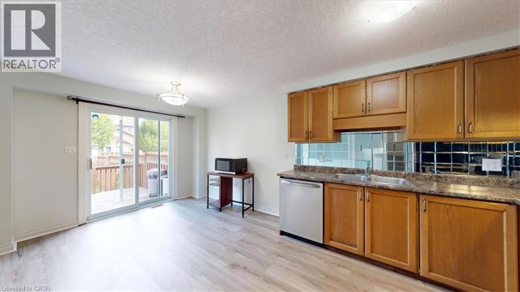 980 Creekside Drive, Waterloo, Ontario  N2V 2W5 - Photo 15 - 40840178