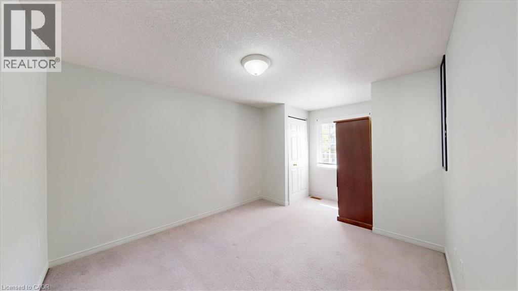 980 Creekside Drive, Waterloo, Ontario  N2V 2W5 - Photo 20 - 40840178