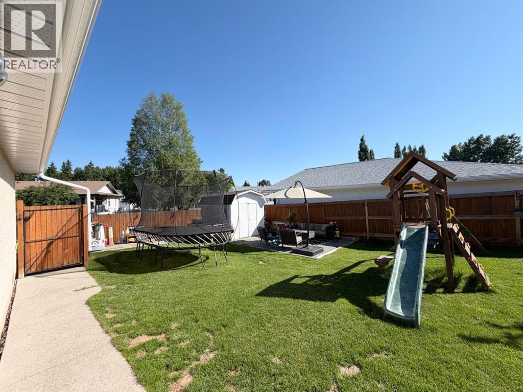 1658 Edson Drive, Edson, Alberta  T7E 1G7 - Photo 9 - A2323089
