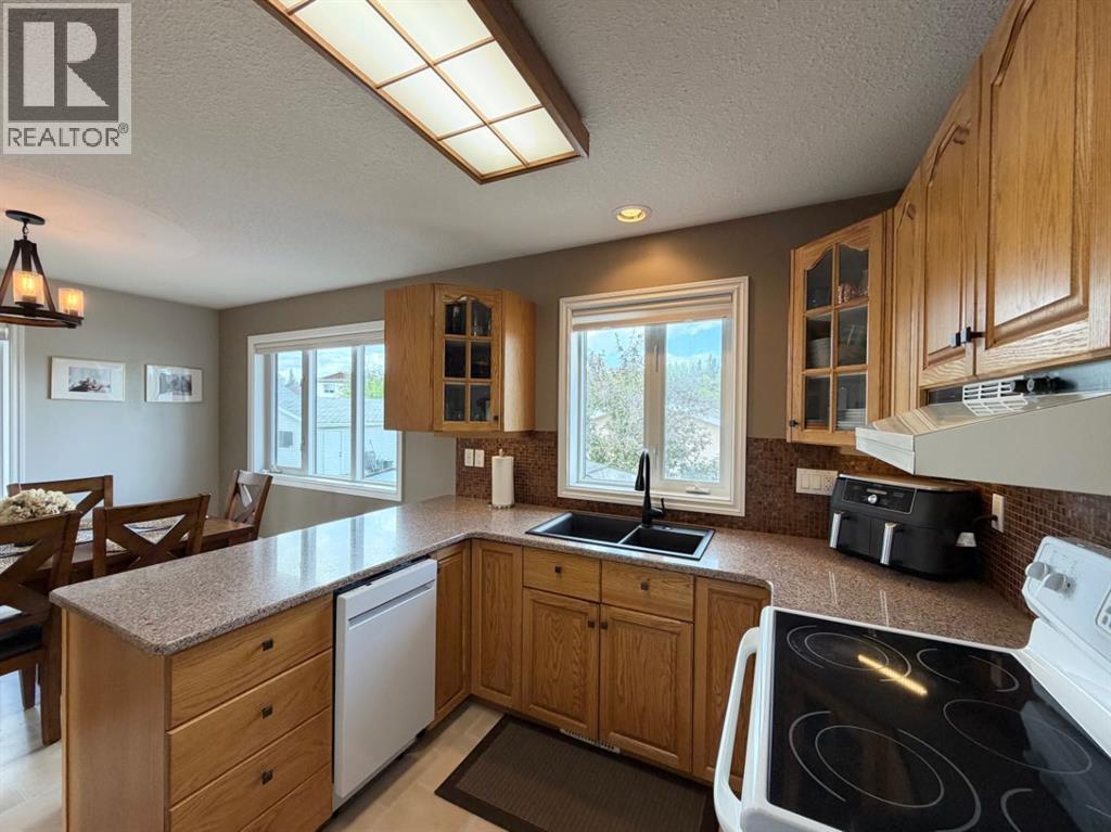 1658 Edson Drive, Edson, Alberta  T7E 1G7 - Photo 26 - A2323089