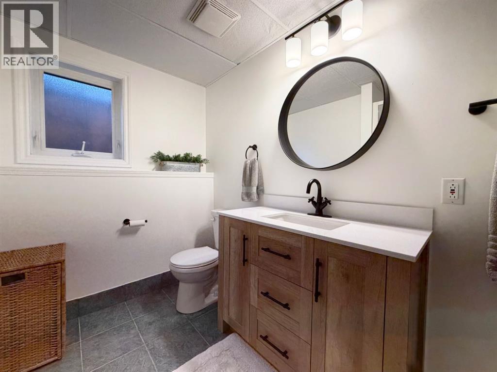 1658 Edson Drive, Edson, Alberta  T7E 1G7 - Photo 39 - A2323089