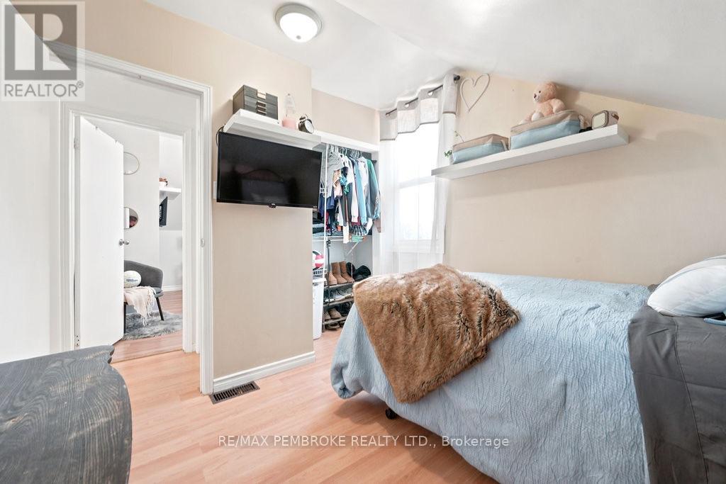 617 Third Avenue S, Laurentian Valley, Ontario  K8A 5H1 - Photo 30 - X13630700