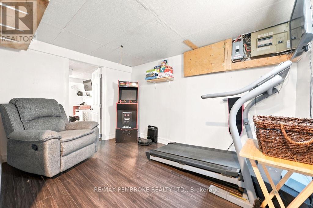 617 Third Avenue S, Laurentian Valley, Ontario  K8A 5H1 - Photo 36 - X13630700