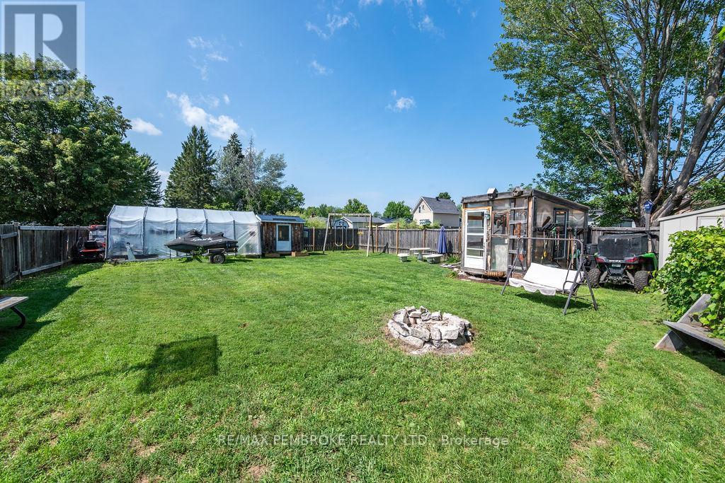 617 Third Avenue S, Laurentian Valley, Ontario  K8A 5H1 - Photo 44 - X13630700