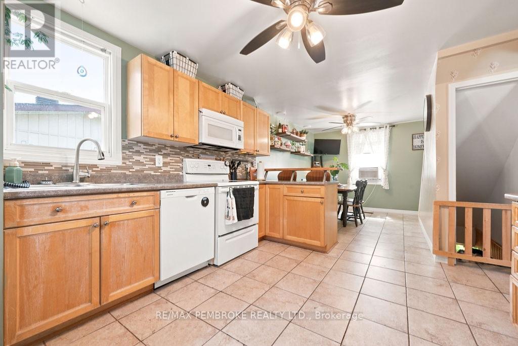 617 Third Avenue S, Laurentian Valley, Ontario  K8A 5H1 - Photo 8 - X13630700