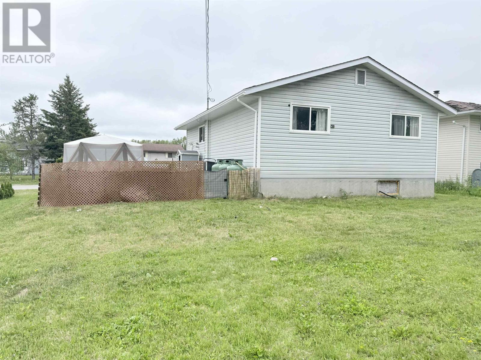 114 Northwood Dr, Nakina, Ontario  P0T 2H0 - Photo 27 - TB2601776
