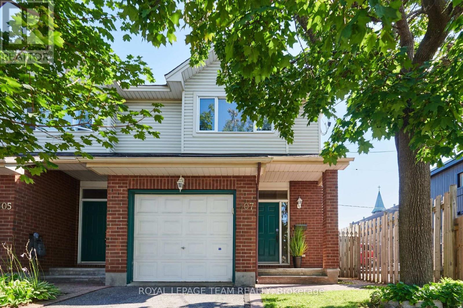 307 CYR AVENUE, Ottawa, Ontario