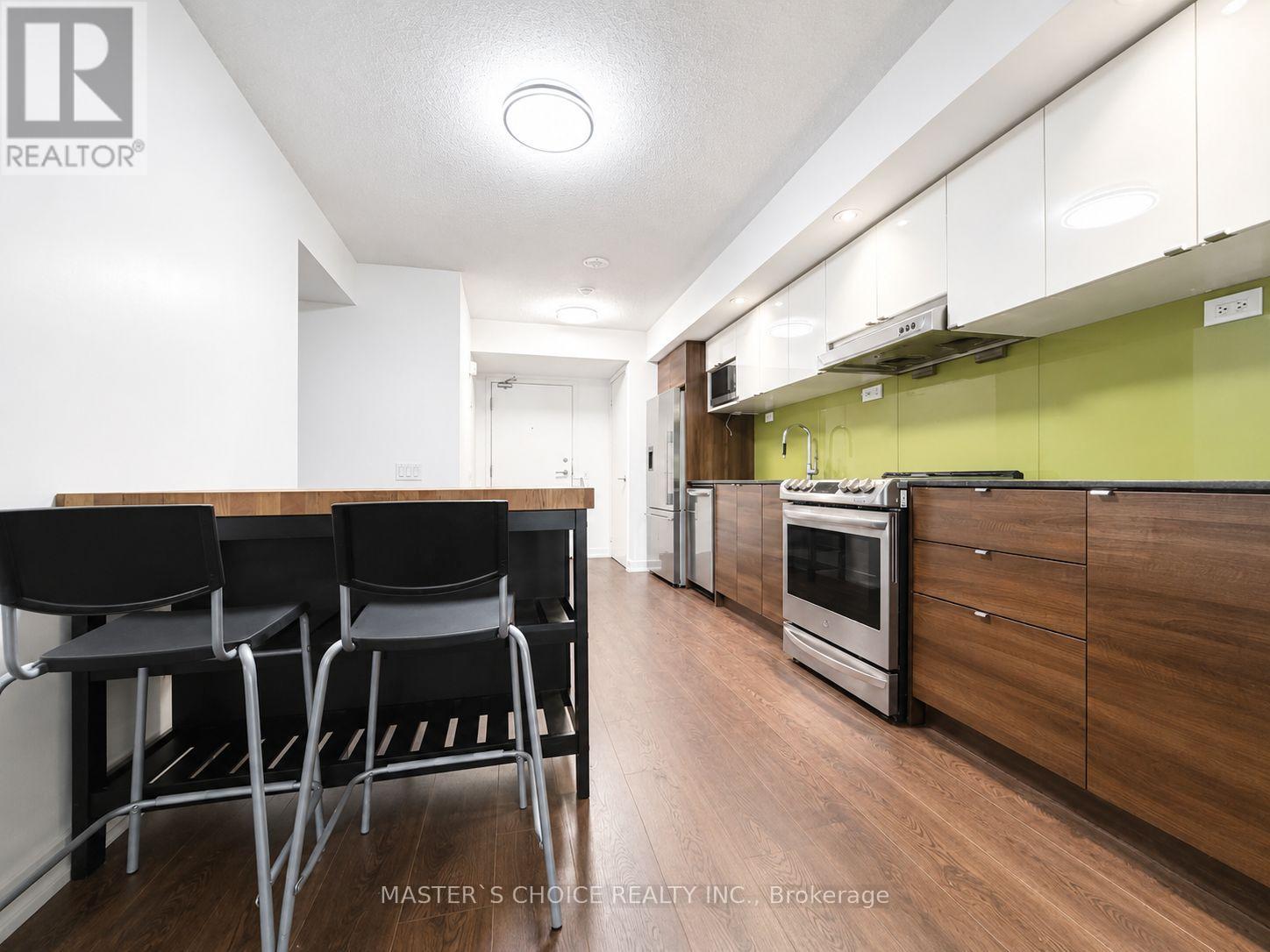 1717 - 121 Mcmahon Drive, Toronto, Ontario  M2K 0C1 - Photo 3 - C13220812