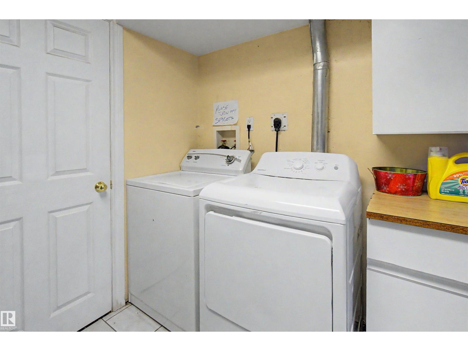8215 149 Street NW, Edmonton, Alberta  T5R 1B1 - Photo 31 - E4501874