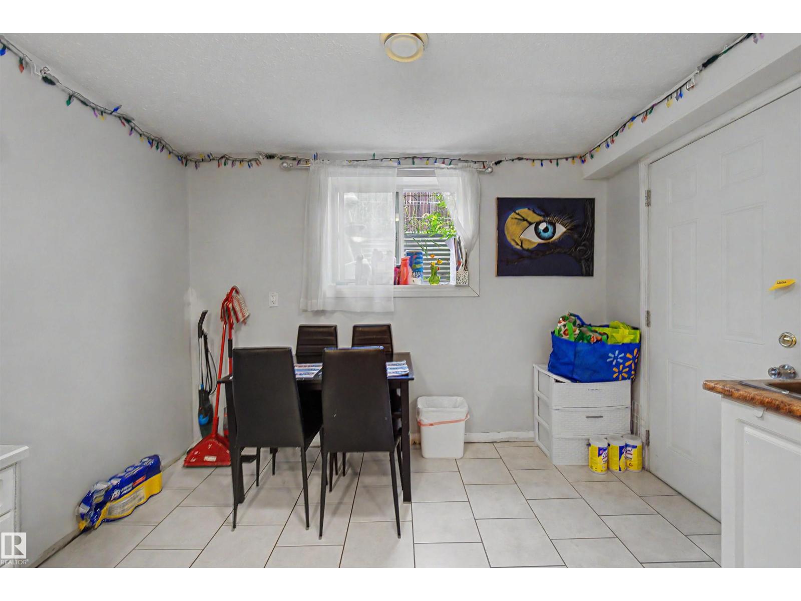 8215 149 Street NW, Edmonton, Alberta  T5R 1B1 - Photo 34 - E4501874