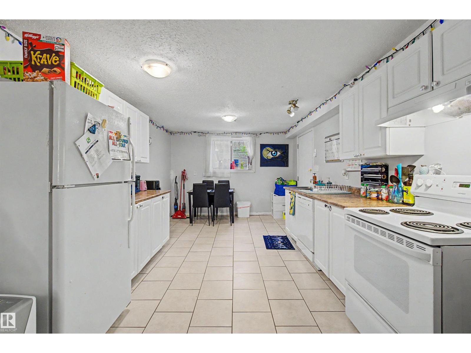 8215 149 Street NW, Edmonton, Alberta  T5R 1B1 - Photo 38 - E4501874