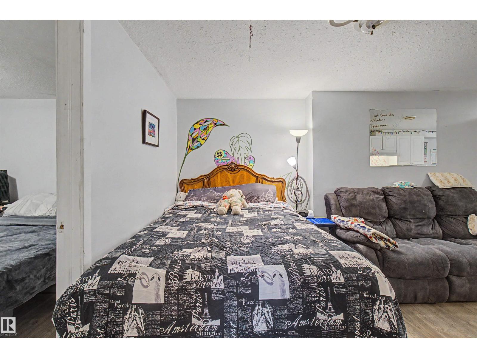 8215 149 Street NW, Edmonton, Alberta  T5R 1B1 - Photo 42 - E4501874