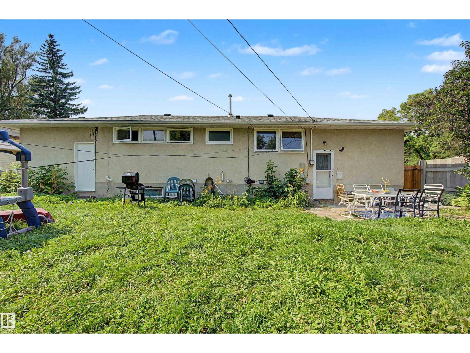 8215 149 Street NW, Edmonton, Alberta  T5R 1B1 - Photo 57 - E4501874