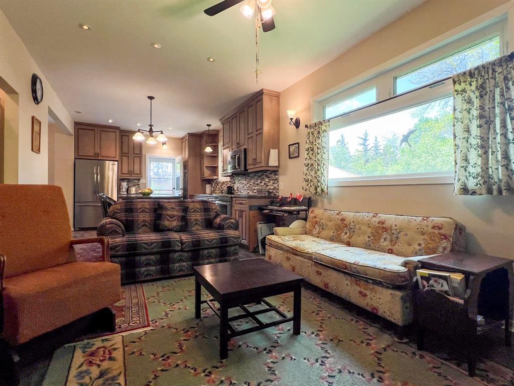 330 Oak Drive, Oak Lake Beach, Manitoba  R0M 1P0 - Photo 12 - 202612762