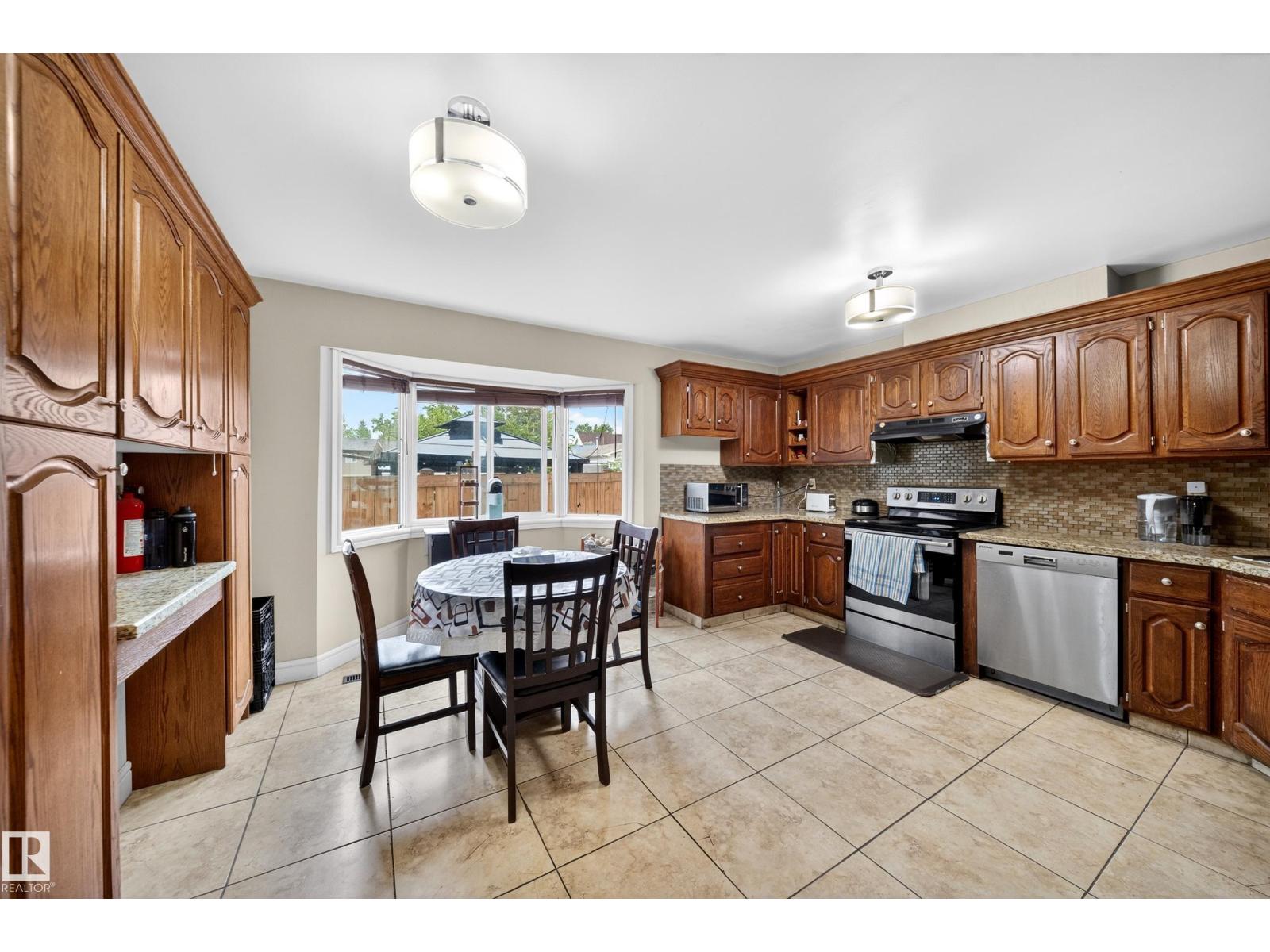 34 Grand Meadow Cr NW NW, Edmonton, Alberta  T6L 1A2 - Photo 29 - E4501875