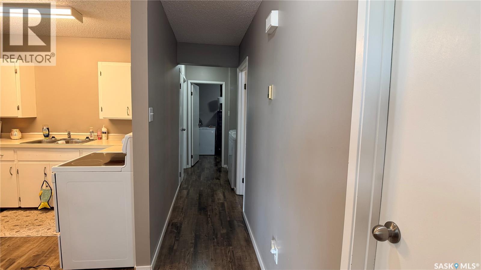 A 412 Heritage Drive, Estevan, Saskatchewan S4A 2N4 - Photo 14 - SK044228