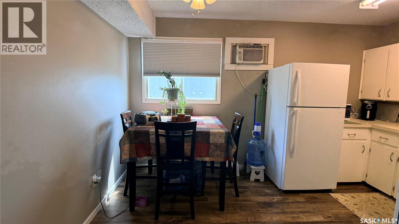 A 412 Heritage Drive, Estevan, Saskatchewan S4A 2N4 - Photo 8 - SK044228