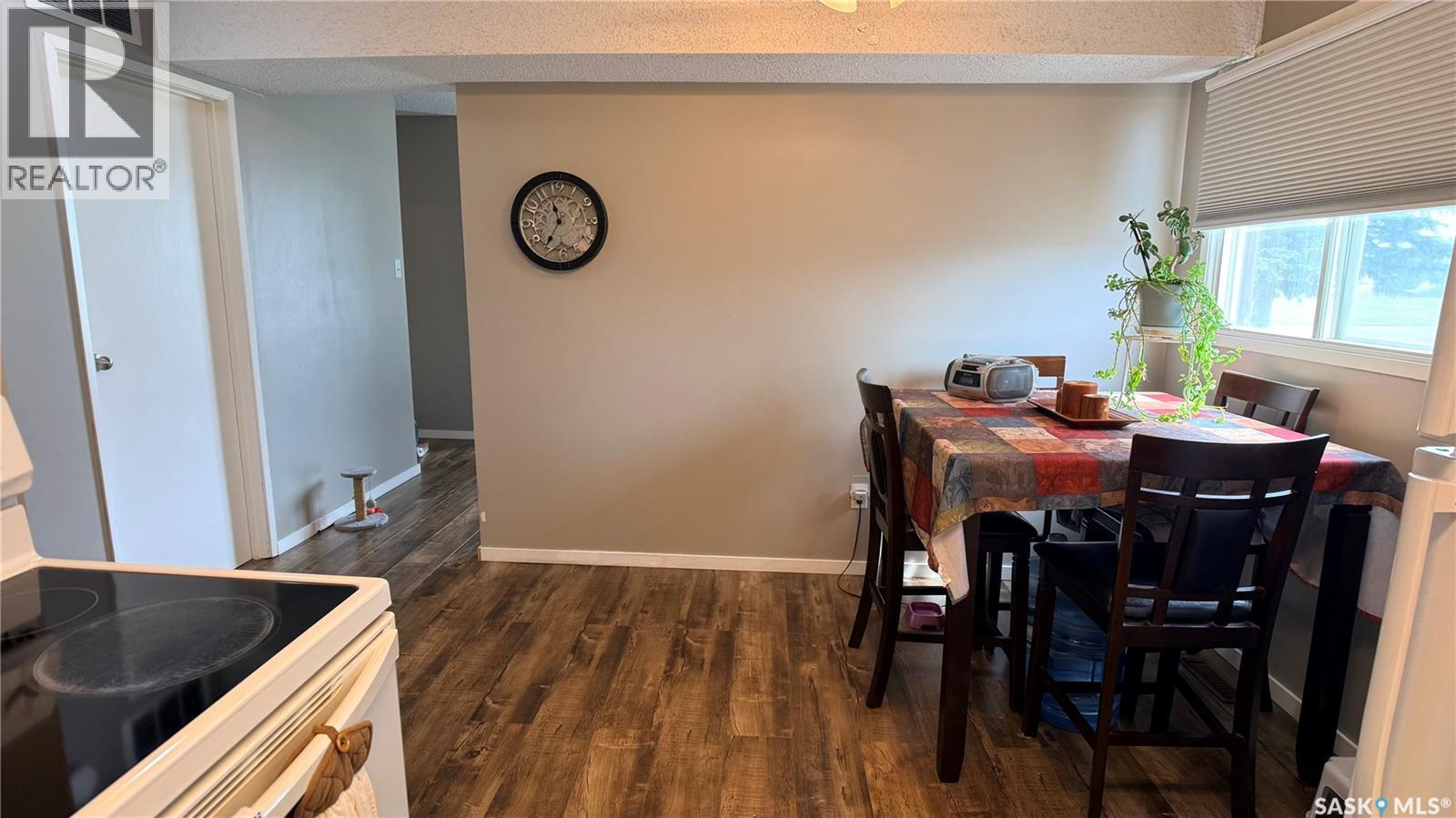 A 412 Heritage Drive, Estevan, Saskatchewan S4A 2N4 - Photo 9 - SK044228