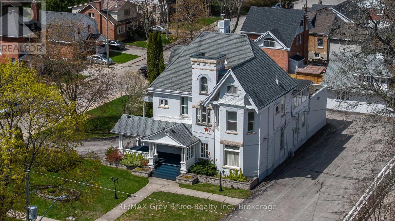 1178 4th Avenue W, Owen Sound, Ontario  N4K 4W5 - Photo 2 - X13124850