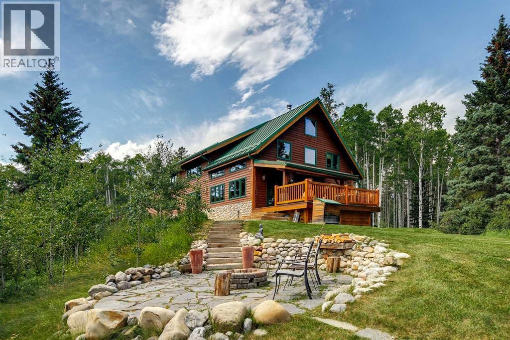 16 Highlands Place, Bragg Creek, Alberta  T0L 0K0 - Photo 4 - A2329460