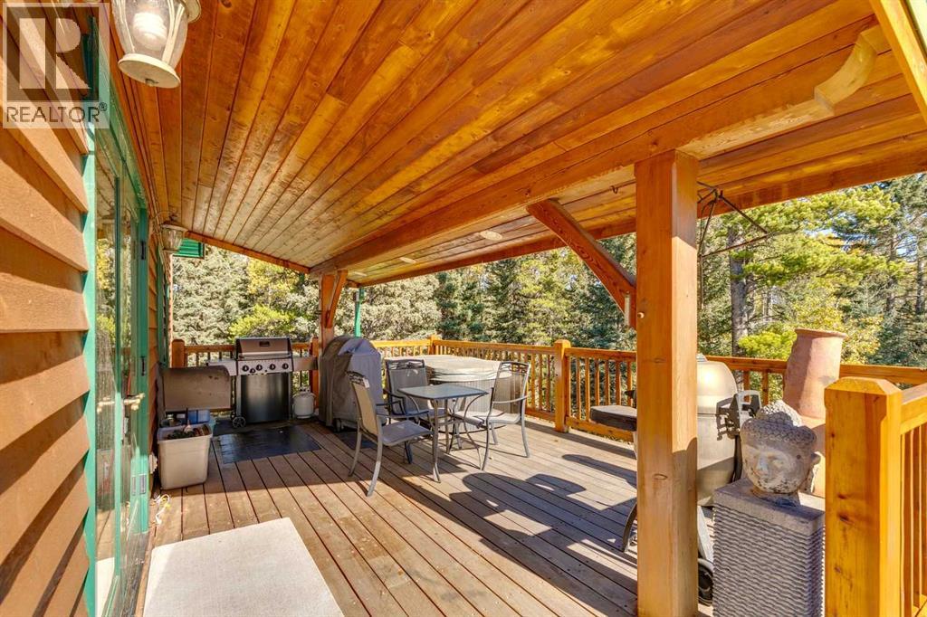 16 Highlands Place, Bragg Creek, Alberta  T0L 0K0 - Photo 25 - A2329460