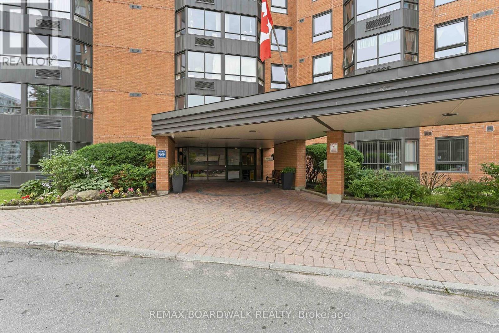 1109 - 80 SANDCASTLE DRIVE, Ottawa, Ontario