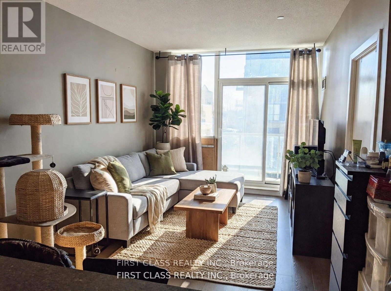 211 - 66 Forest Manor Road, Toronto, Ontario  M2J 0B7 - Photo 4 - C13630736