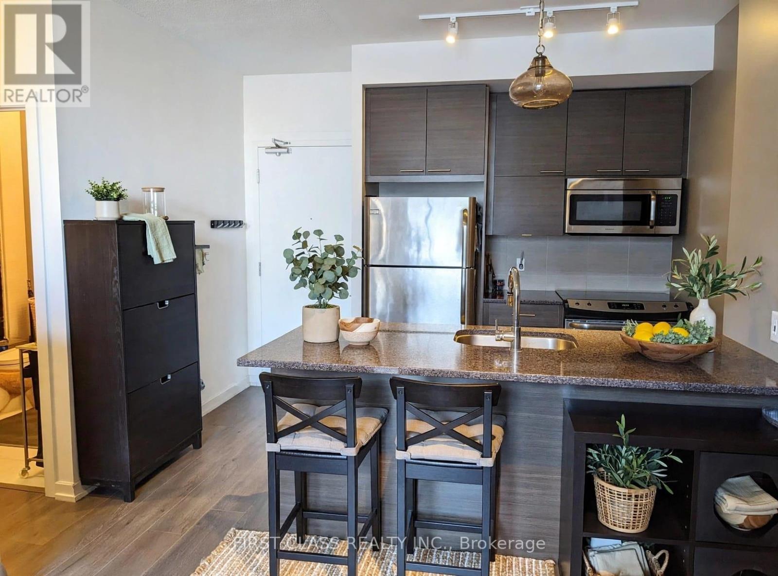 211 - 66 Forest Manor Road, Toronto, Ontario  M2J 0B7 - Photo 5 - C13630736