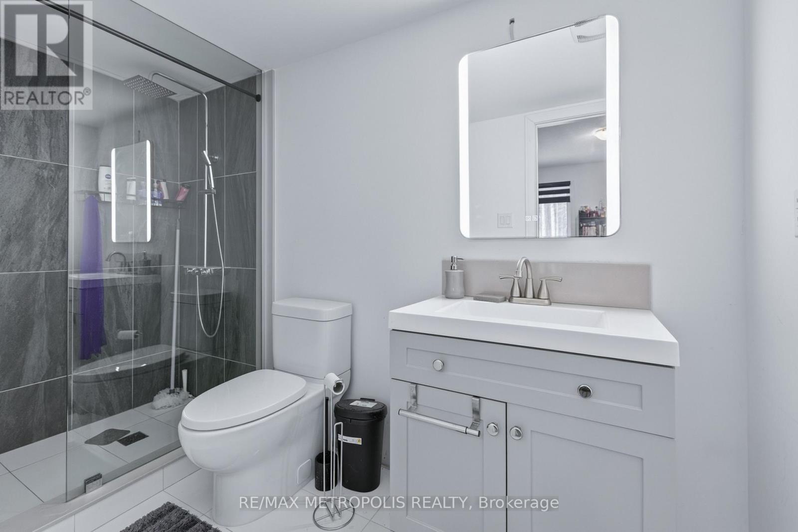 132 Blue Forest Crescent, Barrie, Ontario  L4M 7J6 - Photo 11 - S13630748