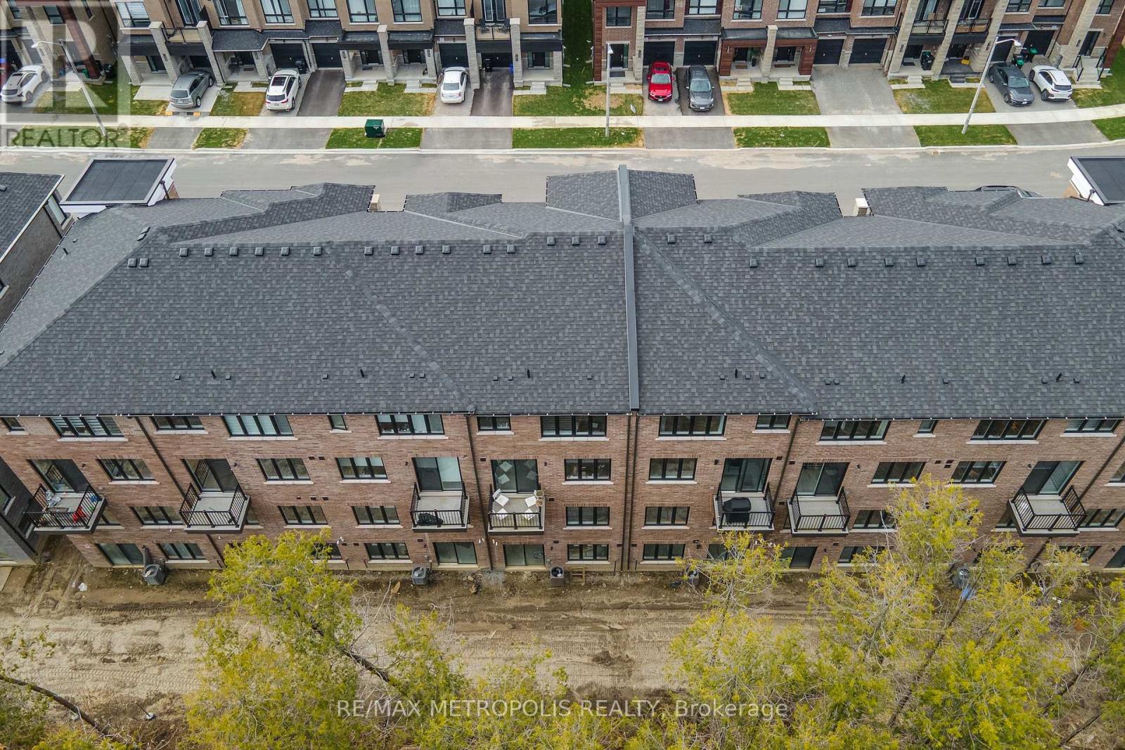 132 Blue Forest Crescent, Barrie, Ontario  L4M 7J6 - Photo 24 - S13630748