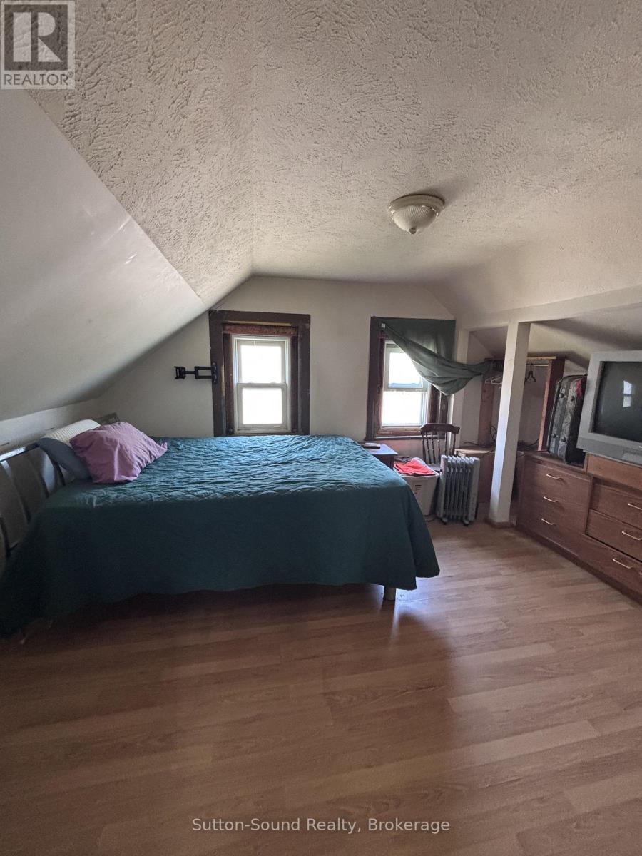 486 Elizabeth Street, South Bruce Peninsula, Ontario  N0H 1P0 - Photo 13 - X13630754