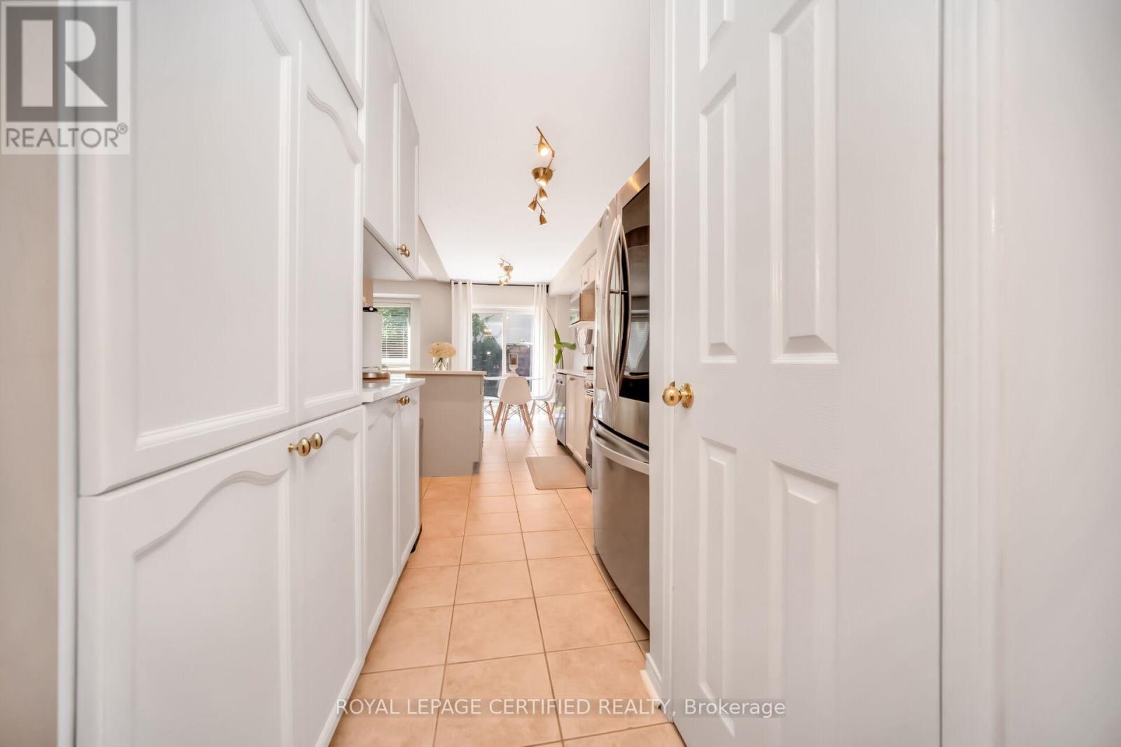 70 Vintage Gate, Brampton, Ontario  L6X 5C2 - Photo 9 - W13630730