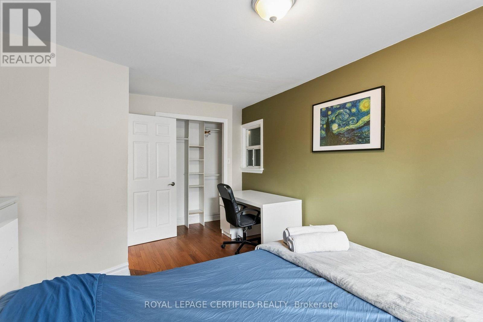 33 Donald Avenue, Toronto, Ontario  M6M 1J9 - Photo 18 - W13630740