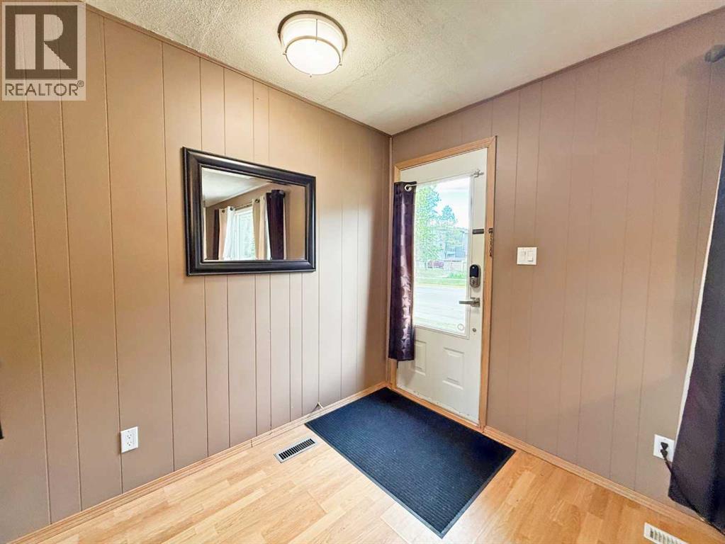 1109 56 Street, Edson, Alberta  T7E 1H8 - Photo 3 - A2319613